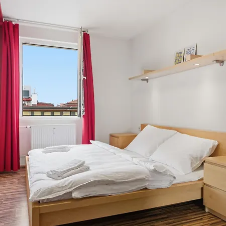 Apartmán In A Quiet Part Of With A Kitchen Praha