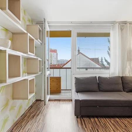 In A Quiet Part Of With A Kitchen Apartmán