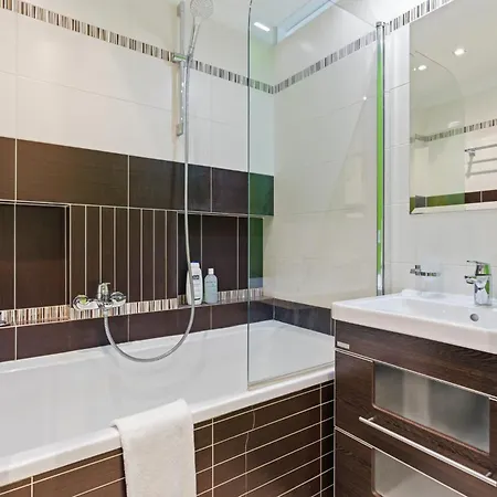 In A Quiet Part Of With A Kitchen Apartmán