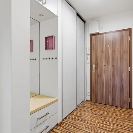 Апартаменты In A Quiet Part Of With A Kitchen