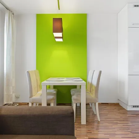 In A Quiet Part Of With A Kitchen Appartamento