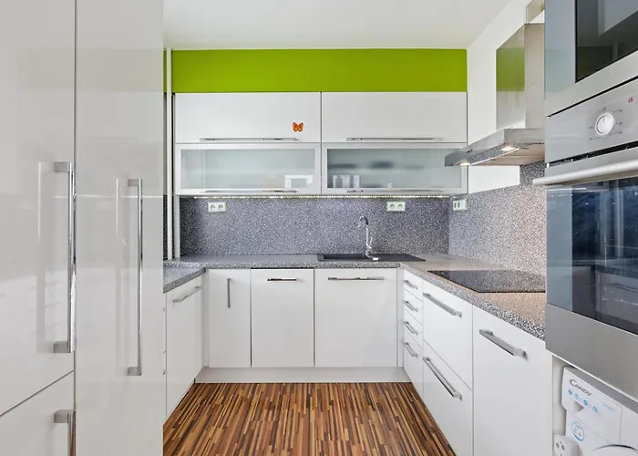 Appartamento In A Quiet Part Of With A Kitchen *